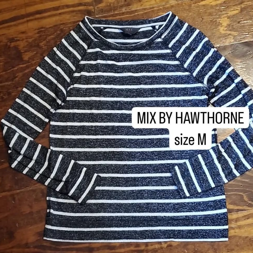 Long Sleeve Striped Tee - Black and White